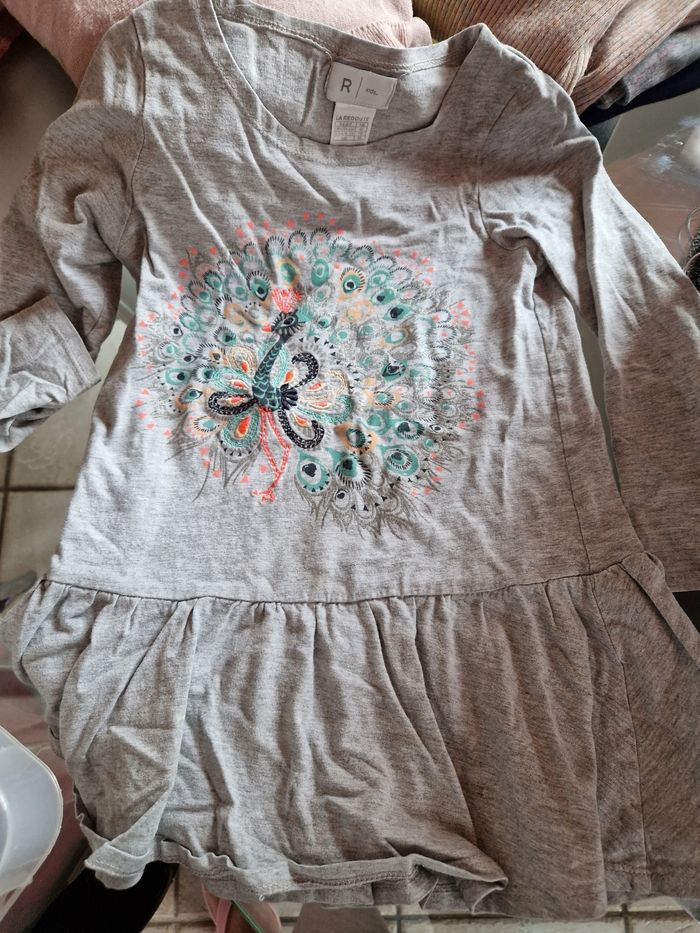 Lot vêtement 5 ans fille - photo numéro 6