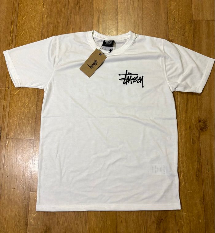 T-shirt Stussy - photo numéro 2