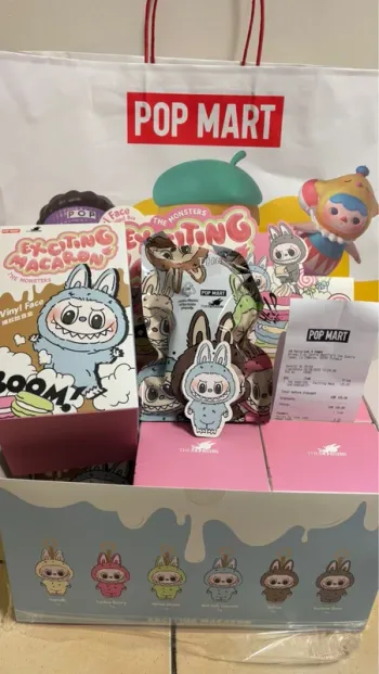 Sea salt coconut - Exciting macaron - The monsters - Labubu - Popmart