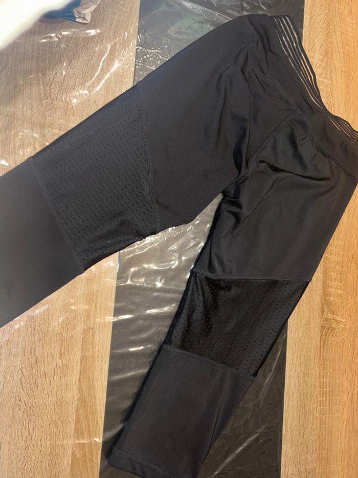 Short de sport - photo numéro 4