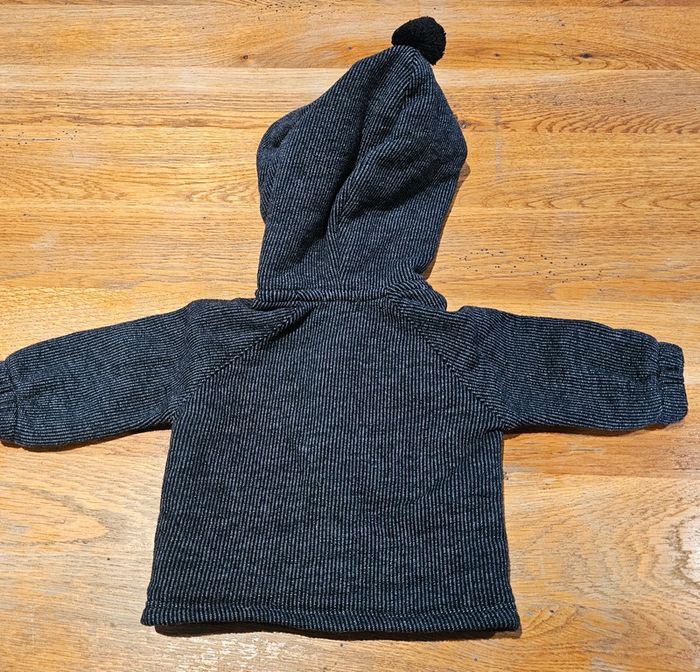 Veste 1 mois - photo numéro 3