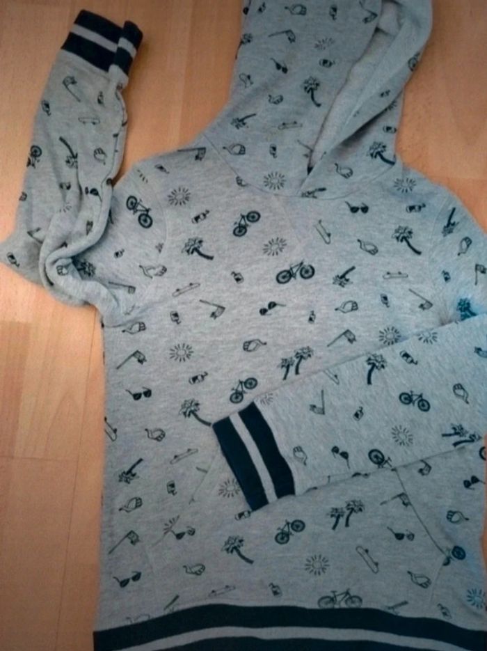 Lot T-shirt à manches longues et sweat à capuche gris imprimé La Redoute Gémo 8 ans - photo numéro 5