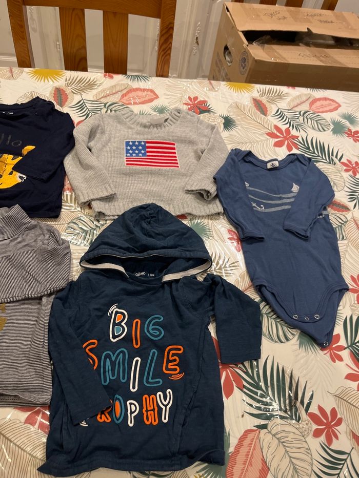 Lot de vêtements automne hier garçon taille 12 mois - photo numéro 2