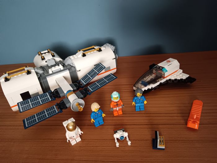 Lego 60227 la station spatiale lunaire