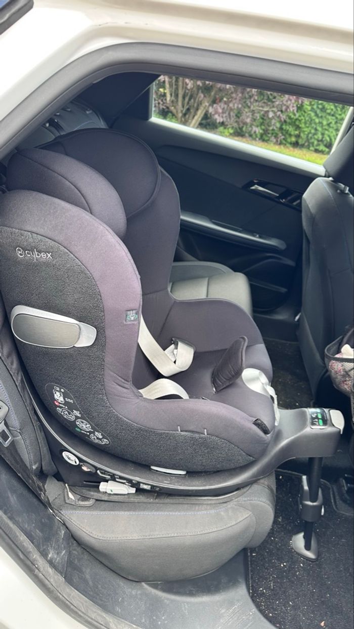 Cybex, Base Z pour siège auto + siège auto Sirona - photo numéro 3