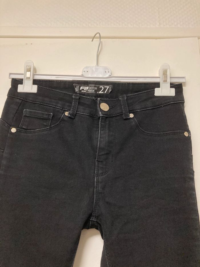 Jean noir - photo numéro 2