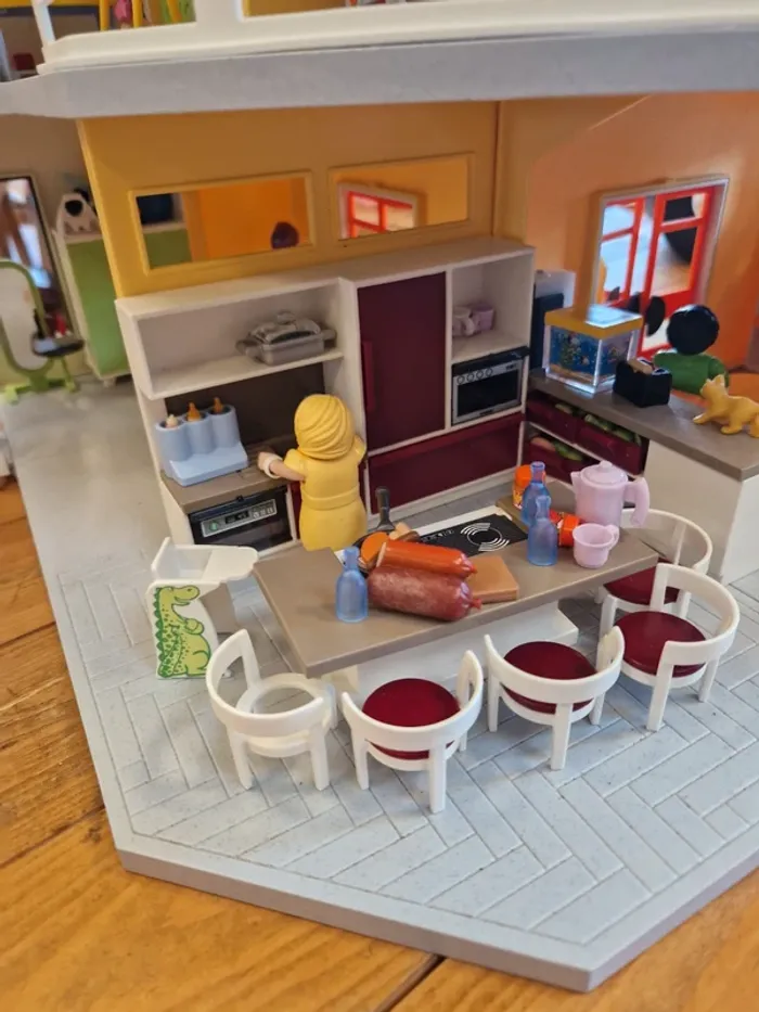 Maison playmobil 3 étages - photo numéro 13