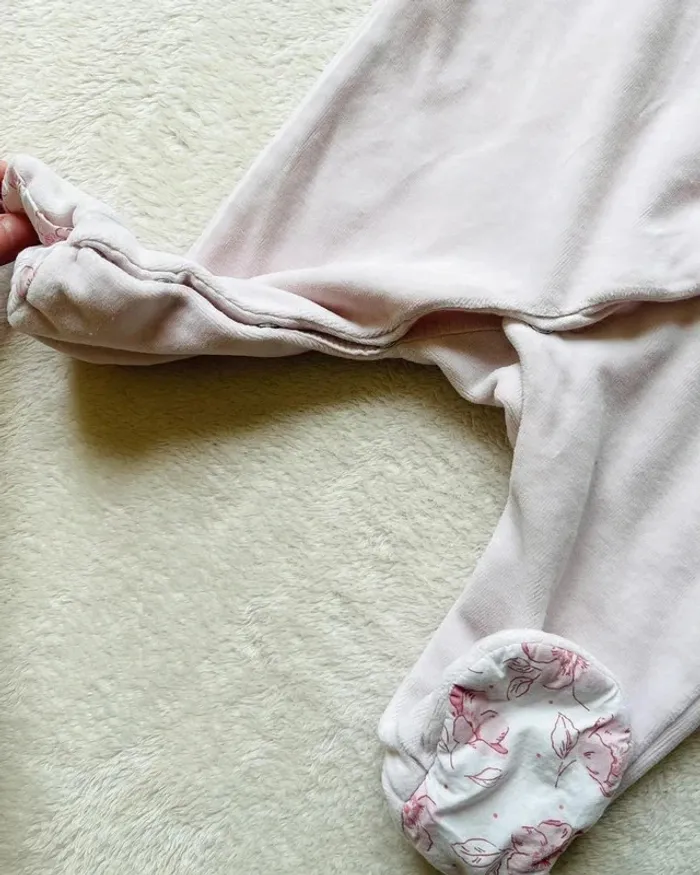 Pyjama en velours rose + bonnet 6 mois - Sergent Major 🩷 - photo numéro 5