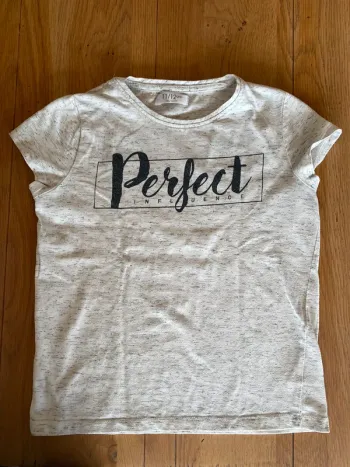 Tee-shirt fille 11-12 ans