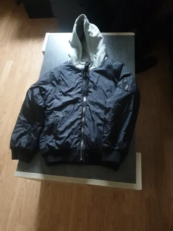Bombers avec capuche