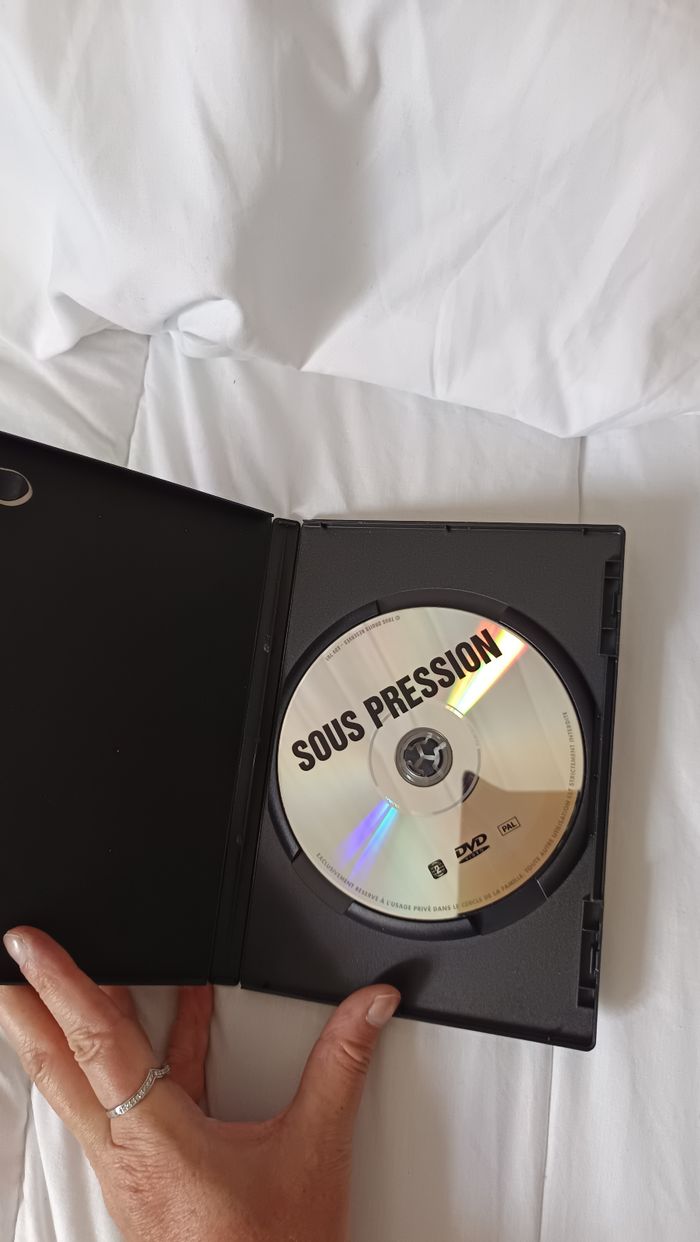 Dvd Sous Pression - photo numéro 3