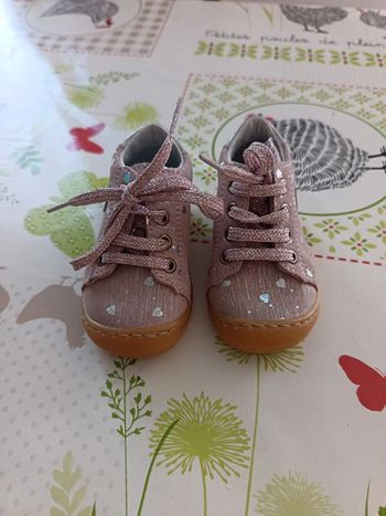 Chaussure bébé fille Gémo cuir taille 17