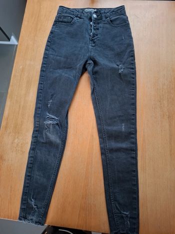 Jeans à trou taille 30