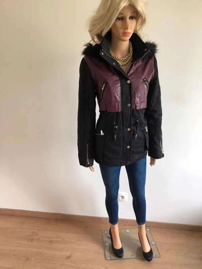 Parka noire et bordeaux avec capuche Morgan taille 40 TBE - photo numéro 8