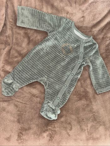 Lot de pyjamas