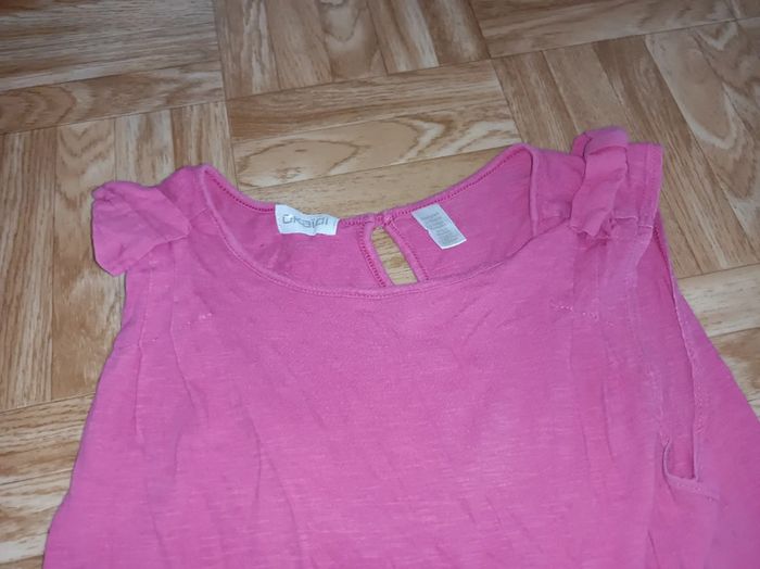 Débardeur fille Okaïdi rose en bon état - photo numéro 3