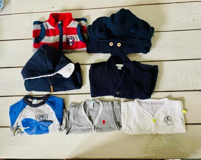 Lot pull/gilet 6 mois