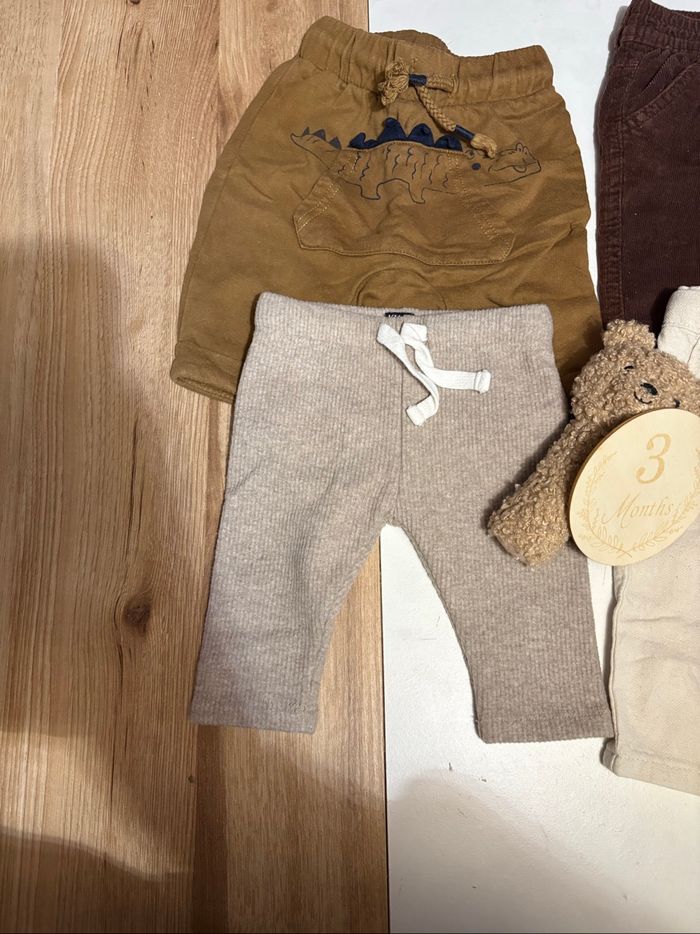 Lot de pantalons - photo numéro 2