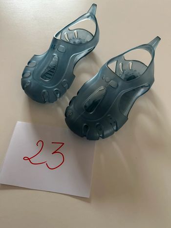 Chaussures / sandales d’eau,pointure 23 mixtes