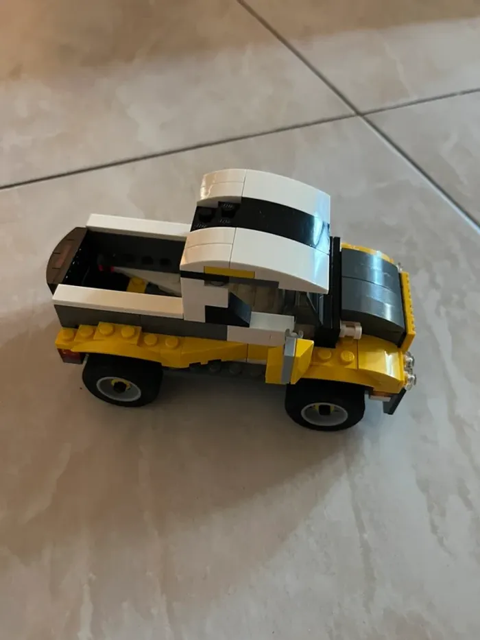 Lego Creator 31046 3 en 1 : voiture camion et tractopelle - photo numéro 9