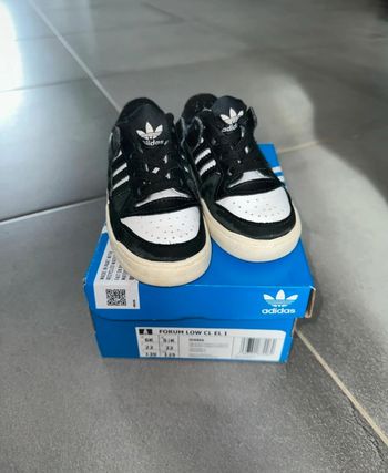Basket adidas T.22