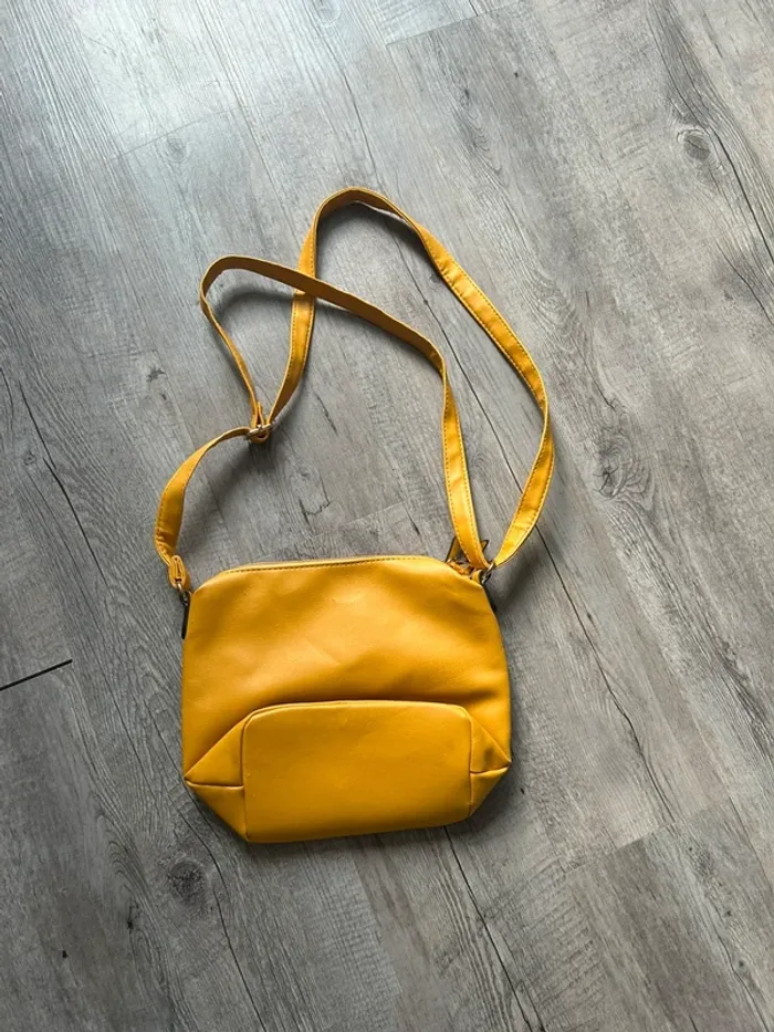 Sac jaune - photo numéro 2