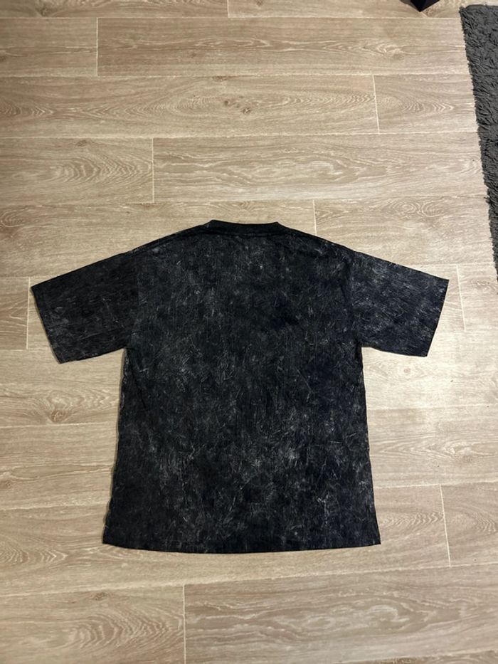 T-Shirt Gris anthracite Labubu oversize - photo numéro 3