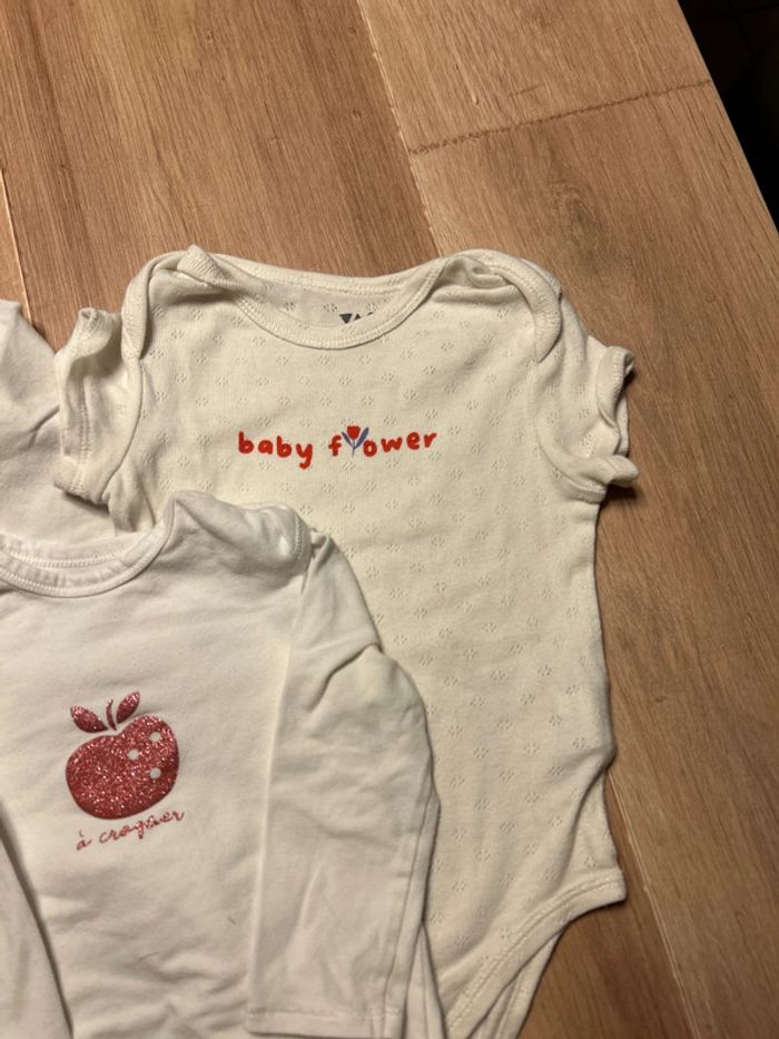 3 bodies 80 cm - photo numéro 5