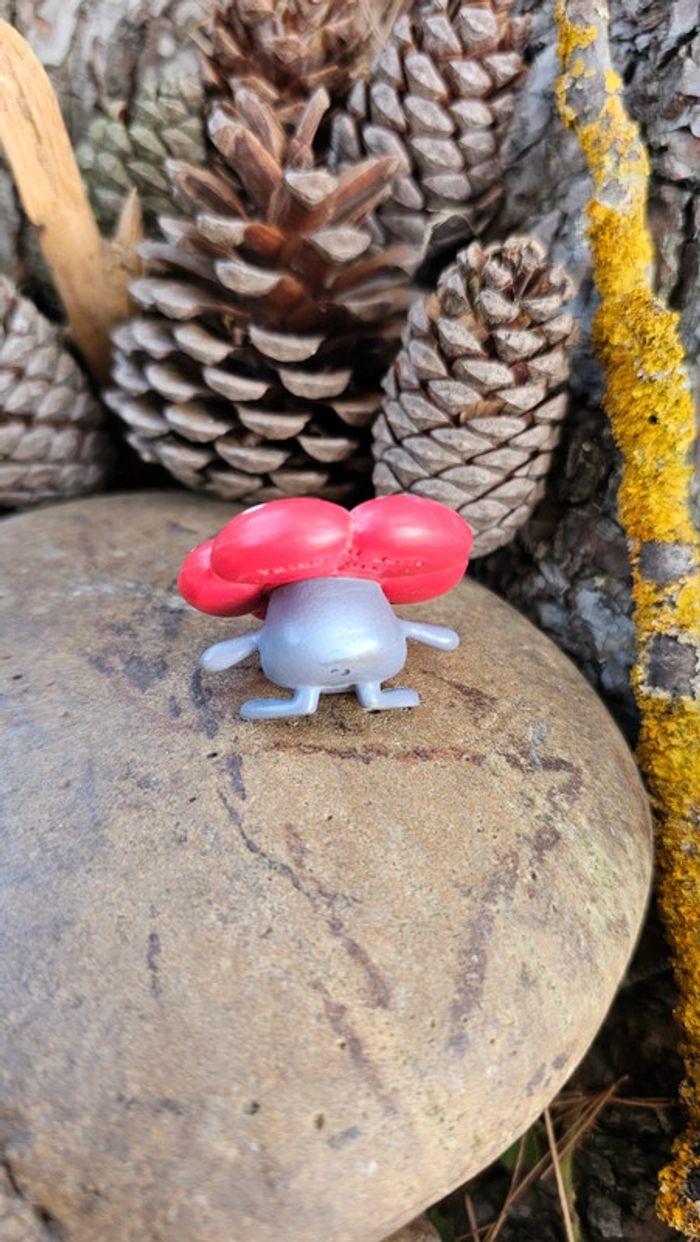 Super figurine Pokemon Nintendo tomy C.G.T.S.J rafflesia - photo numéro 4