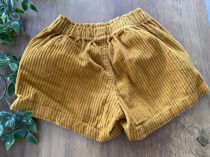 Short velours 4 ans - photo numéro 2