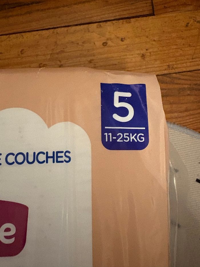 Lot de couches taille 5 neuves - photo numéro 2