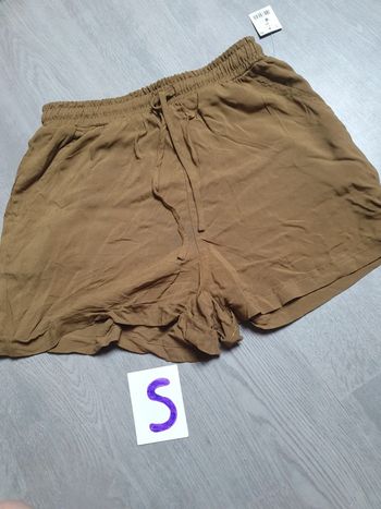 Short femme taille S
