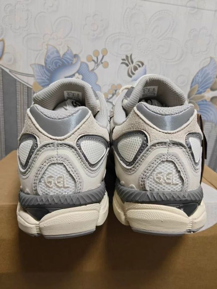 Asics GEL NYC Taille 41.5 - photo numéro 4