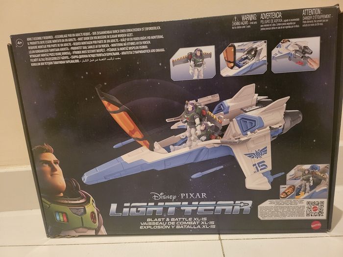 Grand vaisseau Buzz l’Éclair et figurine