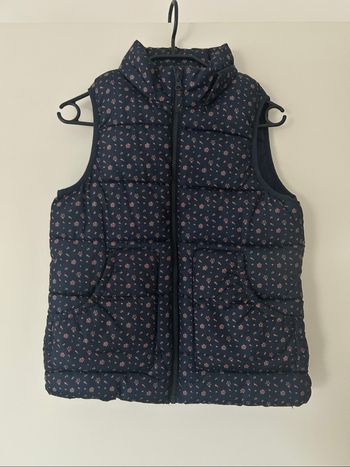 Doudoune sans manches bleu marine à fleurs