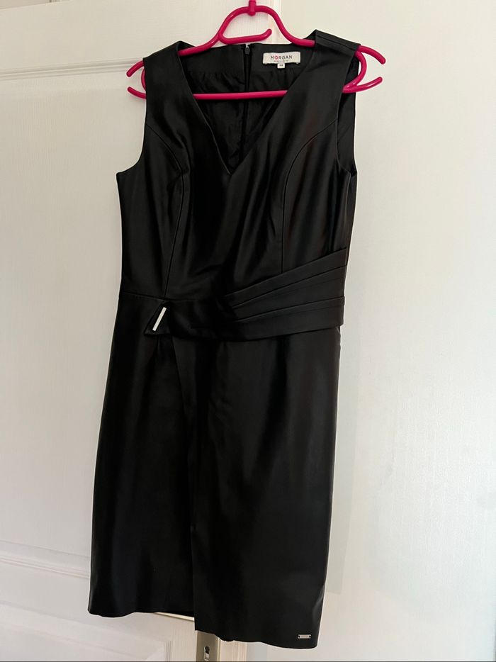Robe similicuir