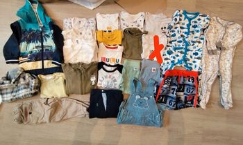 Mot vêtements garçon 9/12 mois