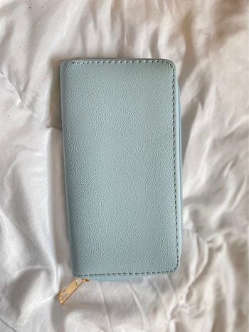 Portefeuille bleu ciel neuf 10x19 cm