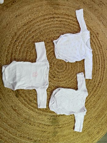 Lot de 3 bodies 1 mois