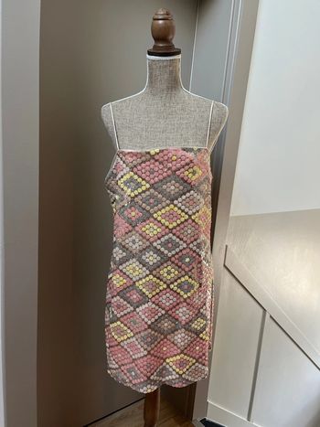 Robe à sequins avec des formes en losanges