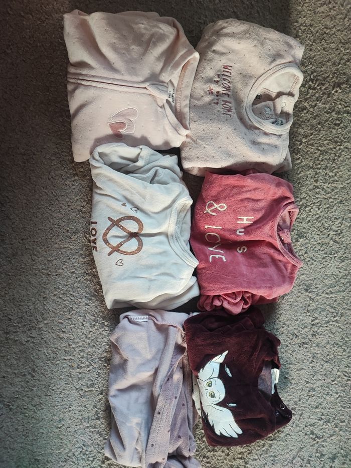 Lot de vêtements bébé 9 mois - photo numéro 4