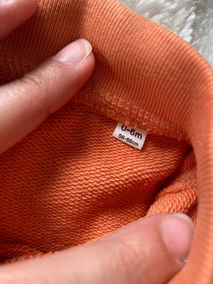 Jogging orange - photo numéro 2