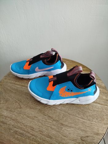 Baskets Nike T33