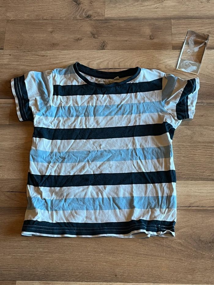 Je vend un tee shirt garçons enfant du5 ans très bon