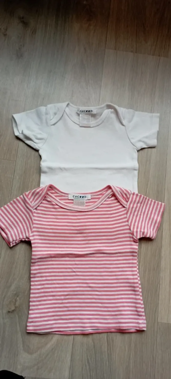Lot de 5 t-shirt MC 12M. Marques Cocoon et Okaïdi - photo numéro 5