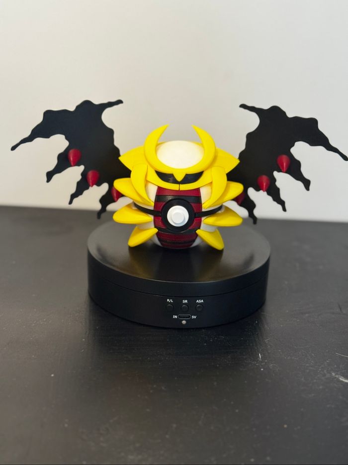 Pokeball Giratina