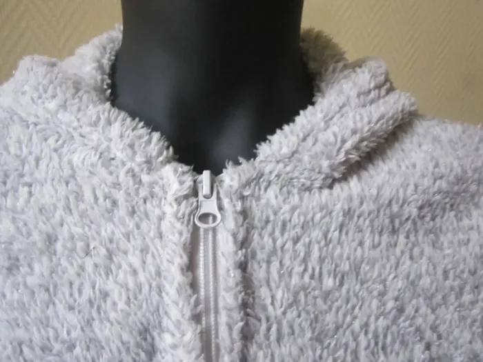 Veste grise paillettée avec capuche taille 10 ans - Fille - Bronzini - photo numéro 4
