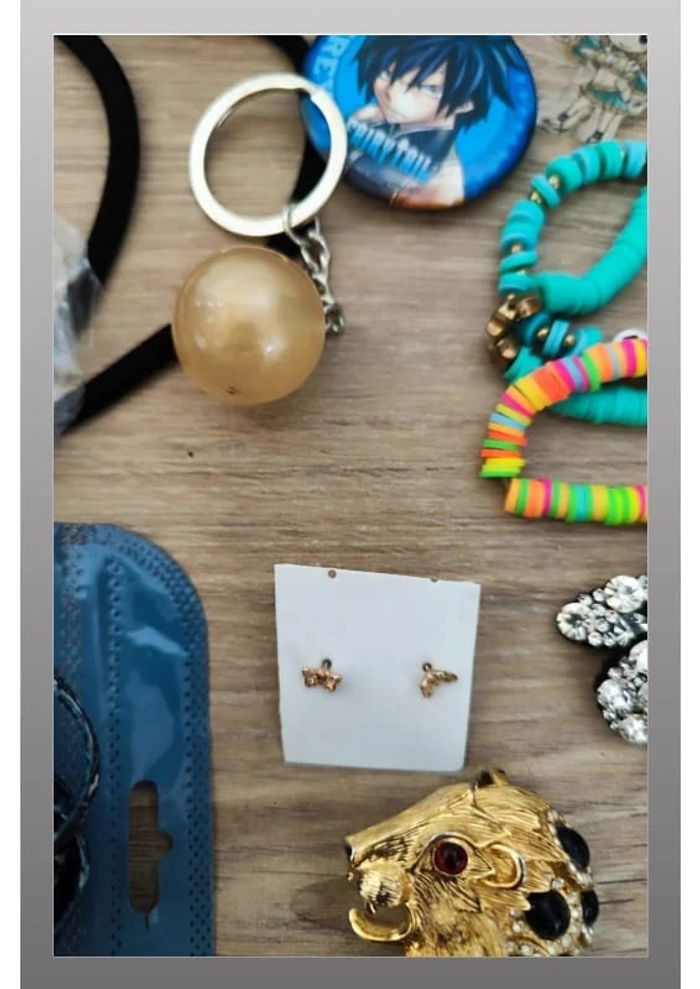 Gros lot de bijoux et autres accessoires - photo numéro 11