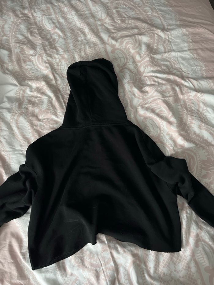 Sweat court - photo numéro 2