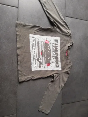 T-shirt